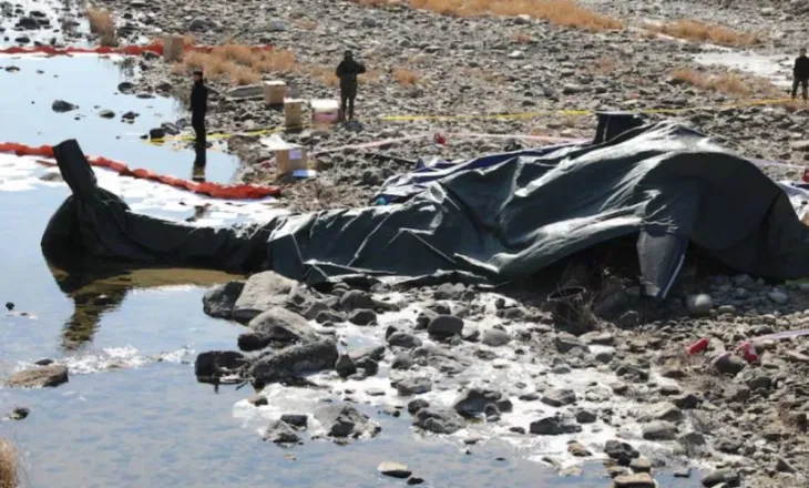 Rrëzohet helikopteri gjatë stërvitjes, humbin jetën dy ushtarë