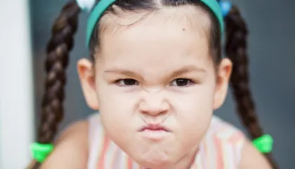 Rrjetet sociale mes orëve të mësimit, CNN: Alarm për përdorimin e telefonit në shkollë