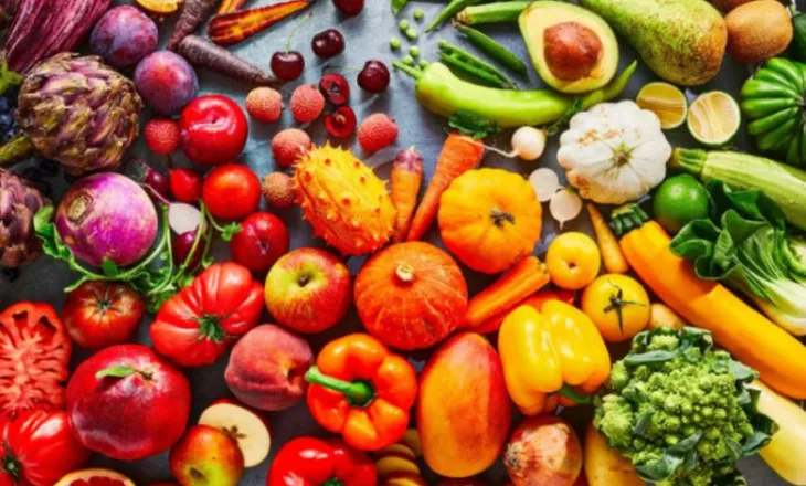 Sa më gjatë t’i lini aq më shpejt prishen, këto ushqime nuk duhen futur kurrë në frigorifer