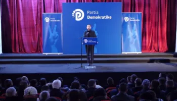 Salianji-Berishës: Dorëhiqu, kë kundërshtar do zgjedhësh për kreun e PD në prill?