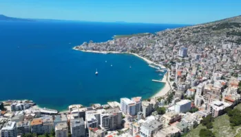 Sarandës i duhen punëtorë, sektori i turizmit vuan mungesën e stafit të kualifikuar, krizë edhe për parkime