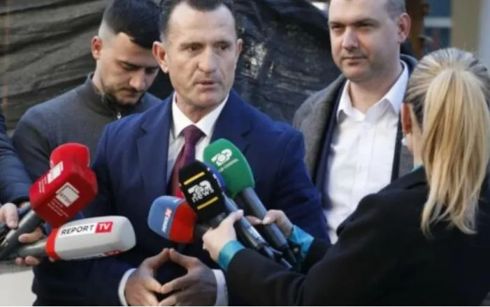 Seanca paraprake në GJKKO, avokati Cakrani: Për ligjin e minierave kërkojmë të pyetet dhe kryeministri!