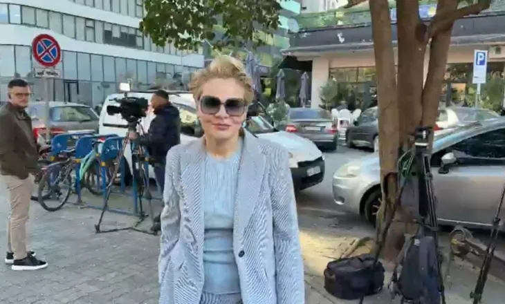 Seanca paraprake në GJKKO, Kryemadhi e merr me sportivitet dhe batuta para mediave: Tani po ikim drejt një beteje shumë domethënëse