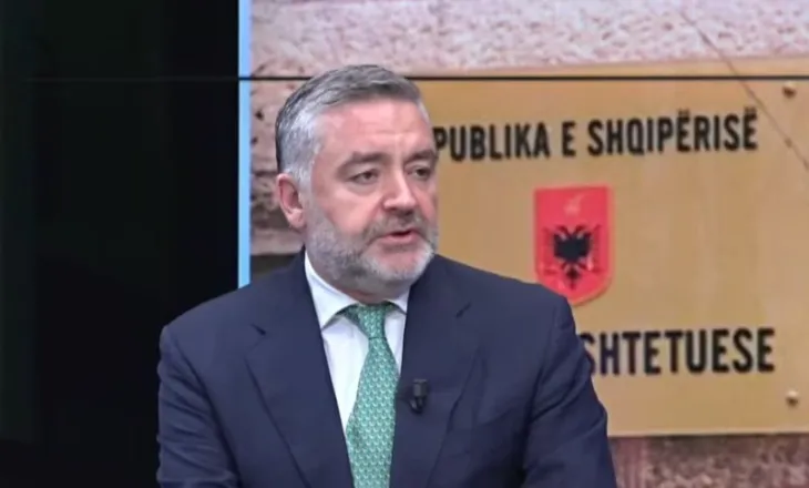 Sekretari i Përgjithshëm i PS: Nuk do ta pranojmë që një organ jo i zgjedhur nga qytetarët, të pezullojë një ministër!