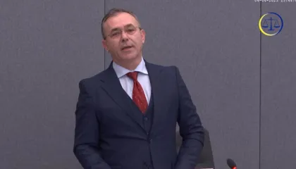 ​Selimi: Historia s’mund të rishkruhet, armët për ne ishin mbijetesë