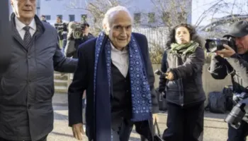 Sepp Blatter i kundërvihet Infantinos: FIFA është një diktaturë