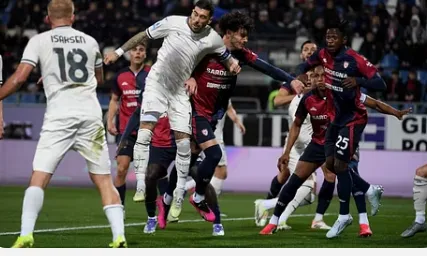 Serie A/Lazio ngec në Cagliari, bardhekaltërve iu largohet zona evropiane