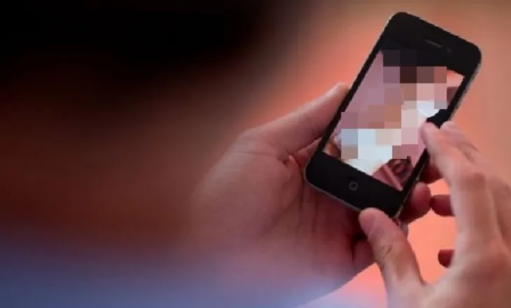 Shantazhonte grekët se do i publikonte bisedat intime, arrestohet korçari