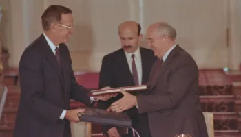 SHBA dhe Rusia pa kufizime bërthamore: Një situatë e rrezikshme dhe e paparashikueshme