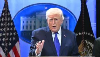SHBA gati të godasë Iranin, Trump: Sulm i kufizuar ushtarak nëse dështojnë negociatat