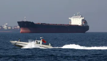 SHBA-ja paralajmërim për anijet tregtare që kalojnë në Lindjen e Mesme: Shmangni lundrimin pranë ujërave iraniane
