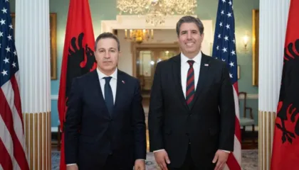 “SHBA partneri kryesor strategjik për Shqipërinë”/ Peleshi takohet me Michael Rigas, zëvendësin e Sekretarit të Shtetit Marco Rubio
