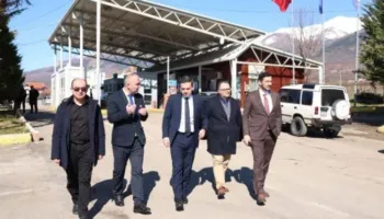Shembja e aksit Librazhd-Pogradec, Drejtori i Doganave inspekton pikën kufitare Bllatë