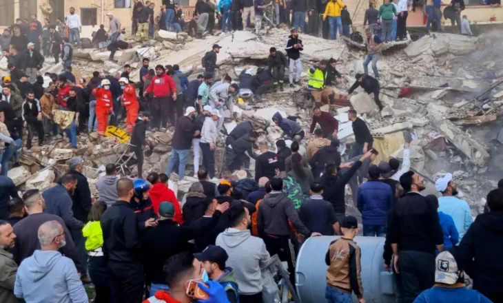 Shembja e dy ndërtesave në Liban, shkon në 15 numri i viktimave