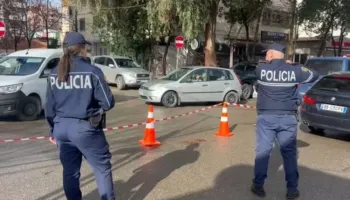 Sherr mes adoleshentësh/ 15-vjeçari përfundon i pl’agosur pas konfliktit brutal