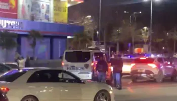 Sherr mes disa personave në Vlorë, ndërhyn policia…