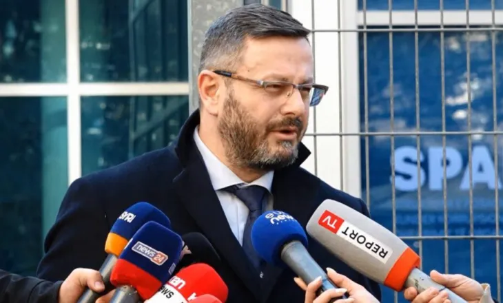 Shkelje e barazisë në tendera, Plarent Ndreca debate me prokuroren në GJKKO. Çfarë u vendos