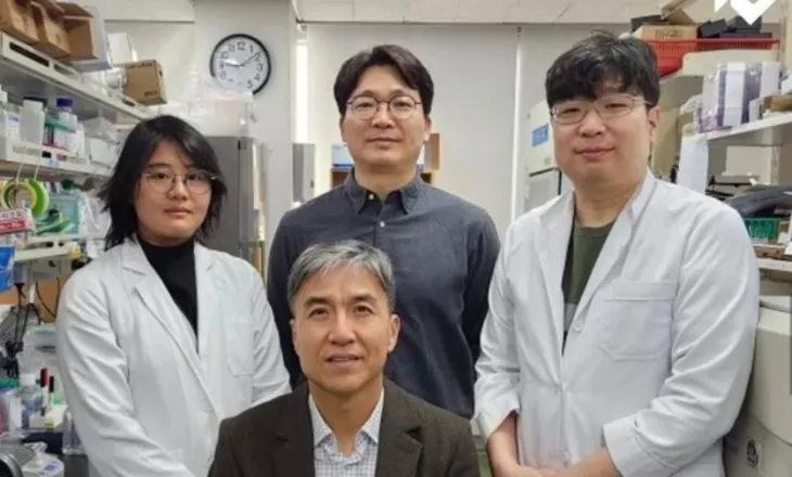 Shkencëtarët koreano-jugorë zbulojnë se qelizat kancerogjene mund të kthehen në qeliza normale