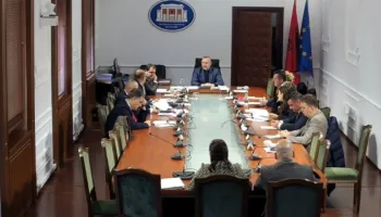 ‘Shkojmë bashkë inspektojmë burgjet’, Korreshi batuta me Çaushin te Ligjet: Ik vetëm më mirë, por të këshilloj të…