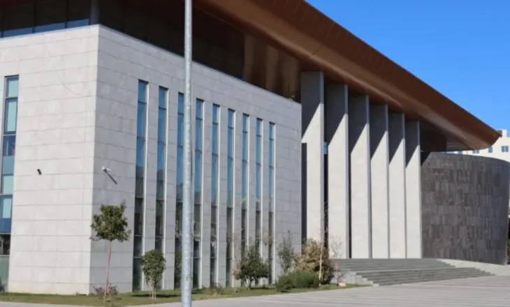 Shkrirja e Gjykatave, Dhoma e Avokatisë Shkodër letër Kuvendit: Po zvarritet shqyrtimi i çështjeve dhe po shtohet stoku i dosjeve