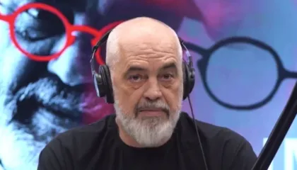 “Shkrirja” e Kadastrës së Vlorës, reagon Rama: Shërbimi do jepet online, drejtori të tjera do zhvendosen (VIDEO)