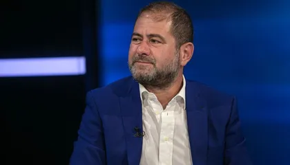 Shkullaku: Ftesa në Uashington nuk i ndryshon sfidat e Ramës dhe hetimet brenda qeverisë së tij