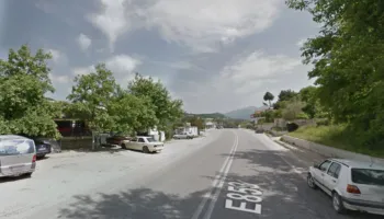 Shoferi i dehur në timon, aksident në Memaliaj