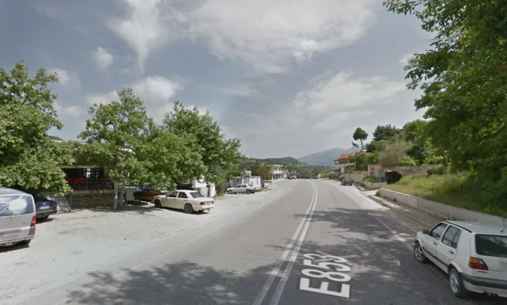 Shoferi i dehur në timon, aksident në Memaliaj