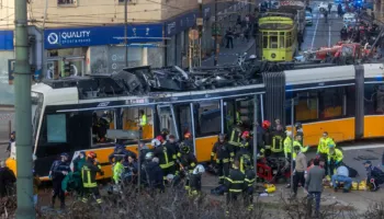 Shoferit i ra të fikët dhe …/ Si ndodhi aksidenti i tramvajit me dy viktima dhe 40 të plagosur në Milano