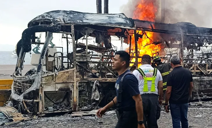 Shpërthen dhuna në Meksikë pas vrasjes së bosit të drogës El Mencho