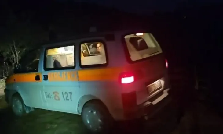 Shpëtohet i riu që u bllokua në Kanionet e Osumit, u fut vullnetar për gjetjen e një të mbyturi