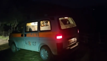 Shpëtohet i riu që u bllokua në ujërat e lumit Osum, vijojnë kërkimet për 42-vjeçarin e zhdukur