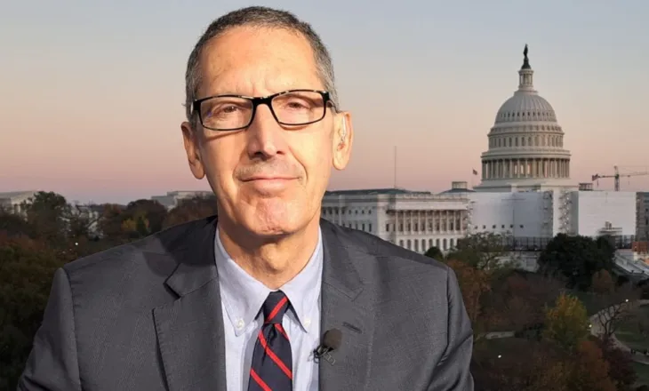 SHQIPERIA DHE KOSOVA NE BORDIN E PAQES