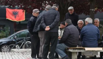 Shqipëria plaket me ritmin më të lartë në Europë, Eurostat: Mosha mesatare arriti në 44.3 vjeç në 2025