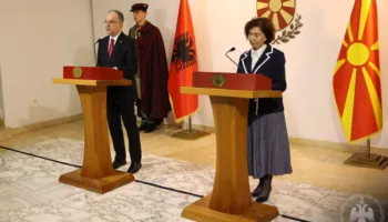 “Shqiptarët faktor shtetformues”, Begaj vizitë në Maqedoninë e Veriut, kërkon zbatimin e ligjit të gjuhëve