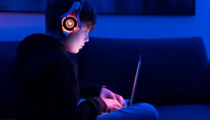 Shtetet evropiane përgatiten të ndalojnë mediat sociale për fëmijët nën moshën 15 vjeç