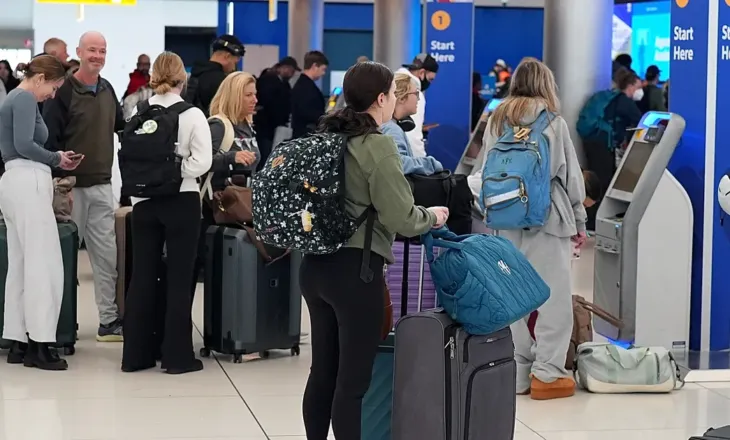 Shtyhet deri në shtator zbatimi i Sistemit të Hyrjes/Daljes në BE: Radhë dhe vonesa në aeroporte!