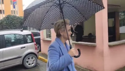 Shtyhet seanca paraprake për Monika Kryemadhin, avokatët e çështjes bojkotojnë pas dhunës ndaj Kujtim Cakranit në Vlorë