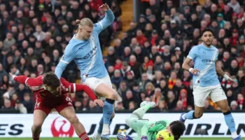 Shumë zhurmë për asgjë në pjesën e parë, mungon goli në supersfidën Liverpool-Man. City