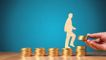 Si do të ndryshojnë pagat në shëndetësi, nga vjetërisa e punës tek shërbimi larg vendbanimit dhe urgjencat