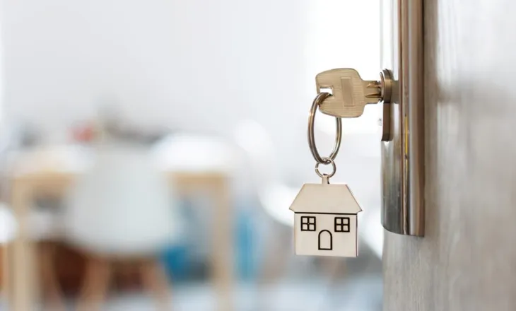 Si të deklaroni fitimet nga Airbnb dhe Instagram/ Tatim 15% mbi të ardhurën e mbetur pas komisioneve