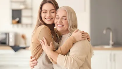 Si të ndërtoni një marrëdhënie të shëndetshme me nënën tuaj