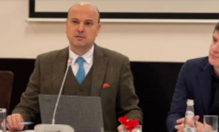 Si u kurdis sulmi politik ndaj Berishës! Malltezi: Rama 4 VKM nominative për Carlo Bollinon, 2 për Olsin, SPAK s’hetoi asnjë