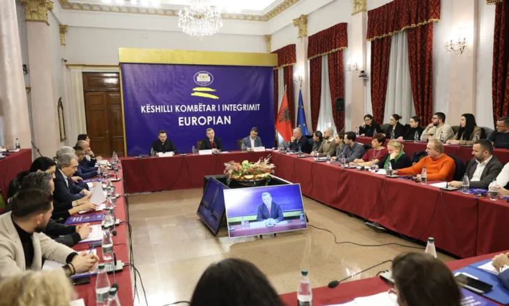 Siguria ushqimore drejt standardeve të BE-së, ministri Salla njofton në KKIE 20 milionë dollarë investime për 7 pika kufitare dhe 130 akte ligjore që do të ndryshojnë brenda 2026-2027