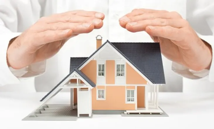 Sigurimi i detyrueshëm i banesave/ Qeveria shton edhe përmbytjet në projektligjin e ri