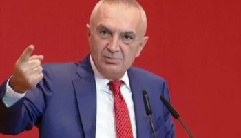 Situata alarmante e rrugëve, Meta: Nuk është faji i gjeologjisë, por i babëzisë…