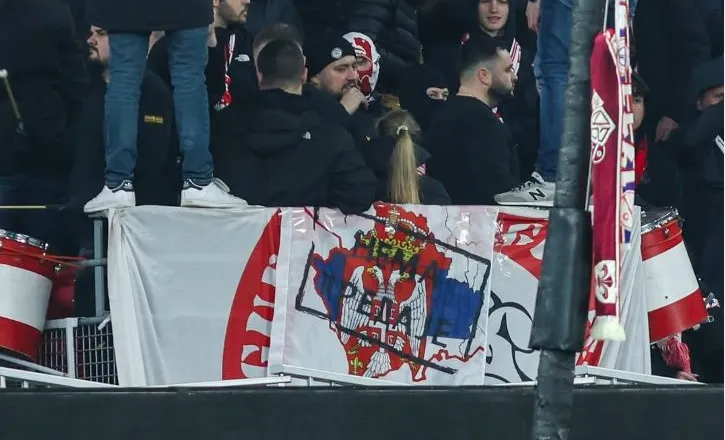 Skandal në Europa League/ Tifozët e Lille vendosin hartën e Kosovës në flamurin serb, klubi i falenderon