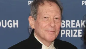 Skandali i Epsteinit, miliarderi Thomas J. Pritzker jep dorëheqjen pasi i dolën lidhjet me të