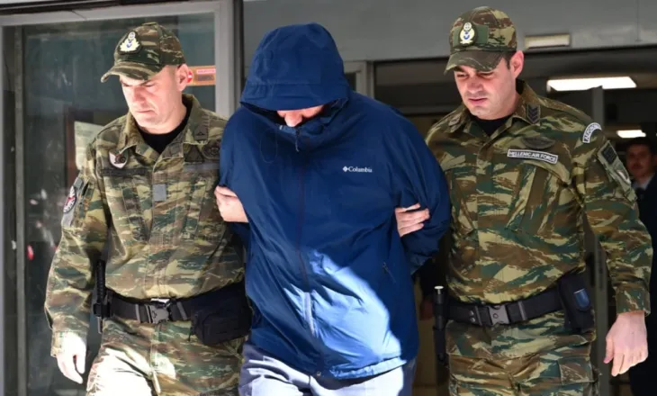 Skandali në ushtrinë greke/ U arrestua për spiunazh për Kinën, flasin familjarët e kolonelit: Ka udhëtuar i vetëm në Pekin, po mësonte gjuhën dhe…