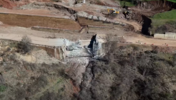 Sondat gjeologjike dhe mjetet e rënda, si po punohet për zhbllokimin e aksit drejt juglindjes